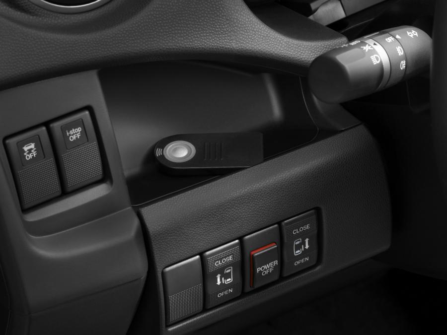  Mazda5 2011 года  (фото 67 из 184)